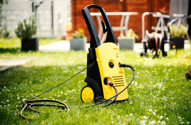 Best Pool Deck Cleaning  in Ofallon, MO